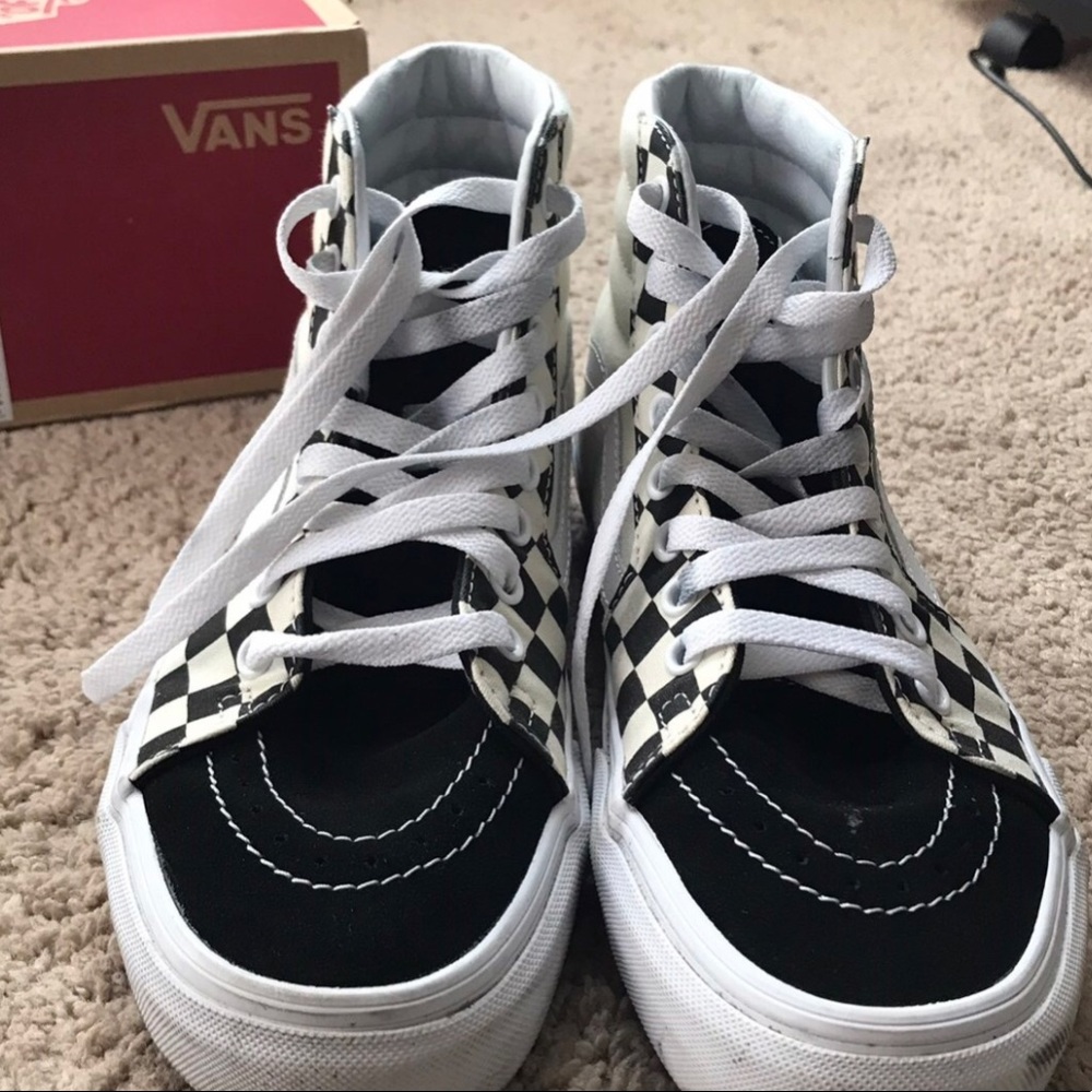 vans - Picture 2 of 4